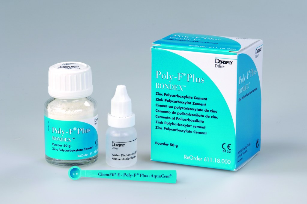 POLY F PLUS ZEMENT